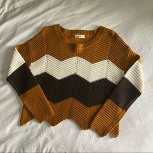 Full Circle Trends Scalloped Hem Chevron sweater